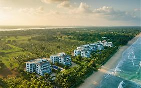 Oceanfront Condos Nilaveli By Icc